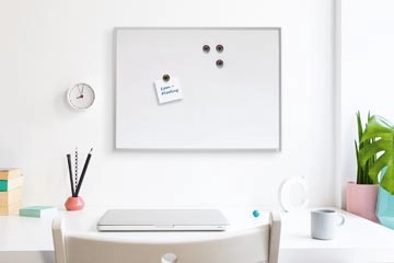 Een Nobo magnetisch whiteboard met aluminium lijst ft 58,5 x 43 cm koop je bij Muys Kantoor & Kado