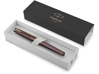 Een Parker IM Monochrome vulpen Bordeaux, fijn, giftbox koop je bij Muys Kantoor & Kado