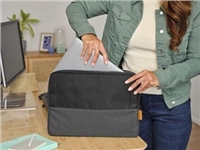 Een Trust laptop sleeve voor 16 inch laptops, zwart koop je bij Muys Kantoor & Kado