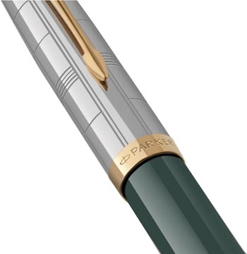 Een Parker 51 Premium vulpen fijn, bosgroen GT koop je bij Muys Kantoor & Kado