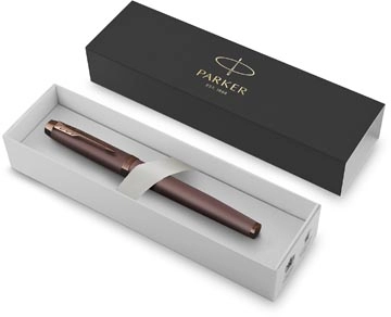 Een Parker IM Monochrome vulpen Bordeaux, fijn, giftbox koop je bij Muys Kantoor & Kado