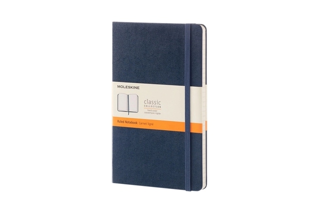 Een Notitieboek Moleskine large 130X210mm lijn hard cover sapphire blue koop je bij Hoekmankantoorartikelen.nl