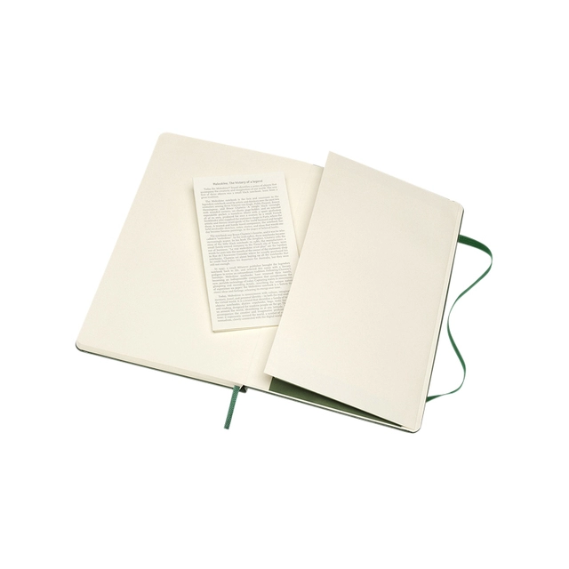 Een Notitieboek Moleskine large 130x210mm blanco hard cover myrtle green koop je bij VHK Kantoorartikelen