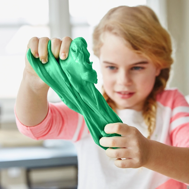 Een Kinderlijm Elmer's opaque groen koop je bij Hoekmankantoorartikelen.nl