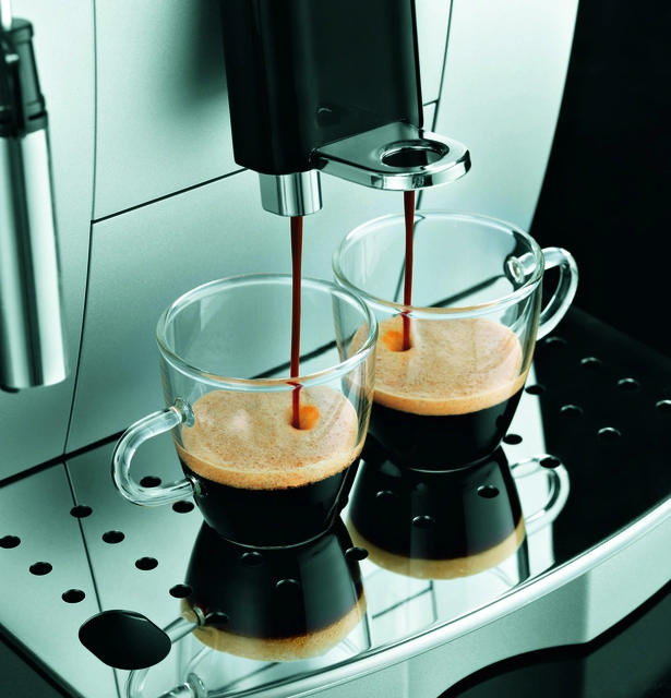 Een Koffiezetapparaat De'Longhi ECAM 22.110.SB volautomaat espresso koop je bij VHK Kantoorartikelen