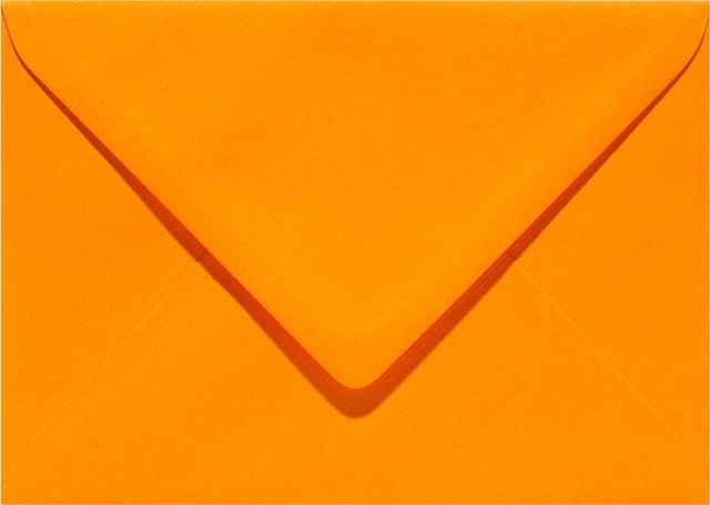 Een Envelop Papicolor EA5 156x220mm oranje pak à 6 stuks koop je bij Hoekmankantoorartikelen.nl