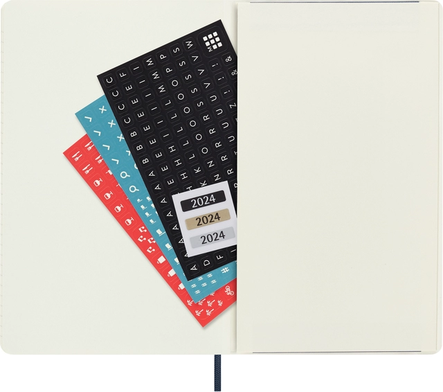 Een Agenda 2023/2024 Moleskine 18M Planner Weekly 7dag/1pagina large 130x210mm soft cover saffier blauw koop je bij VHK Kantoorartikelen