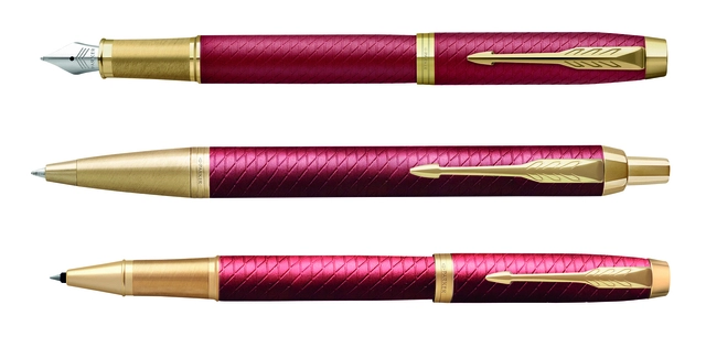 Een Rollerpen Parker IM Premium deep red GT fijn koop je bij VHK Kantoorartikelen