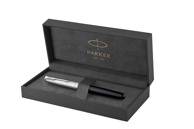 Een Vulpen Parker Sonnet Essential sandblasted CT matte black lacquer fijn koop je bij VHK Kantoorartikelen