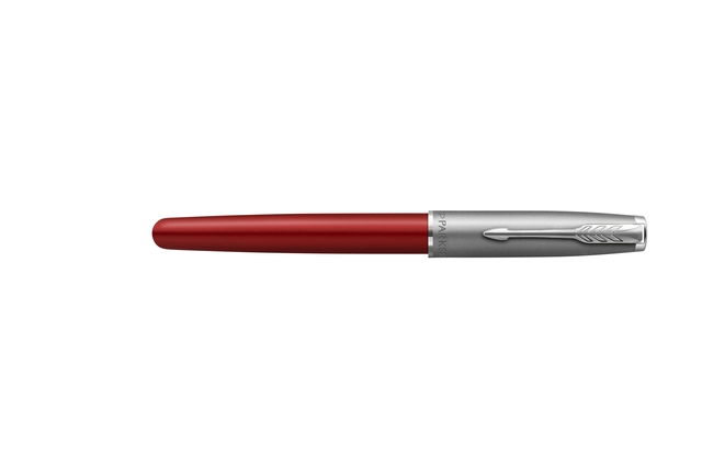 Een Rollerpen Parker Sonnet Sand Blasted Metal & Red Lacquer F koop je bij VHK Kantoorartikelen