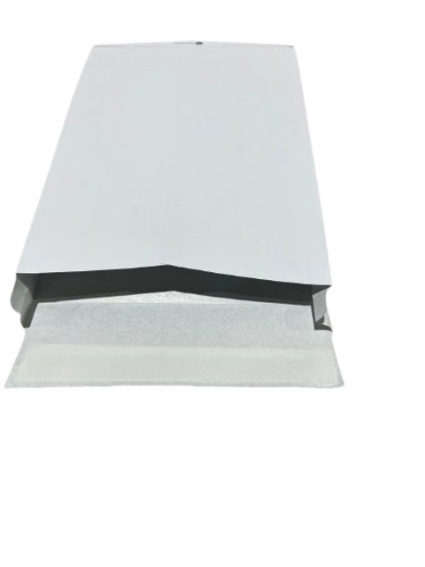 Een Securitex envelop IEZZY 250x350x38mm 10 stuks koop je bij VHK Kantoorartikelen