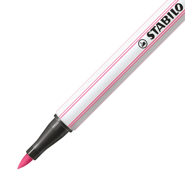 Een Brushstift STABILO Pen 568/29 roze koop je bij Hoekmankantoorartikelen.nl