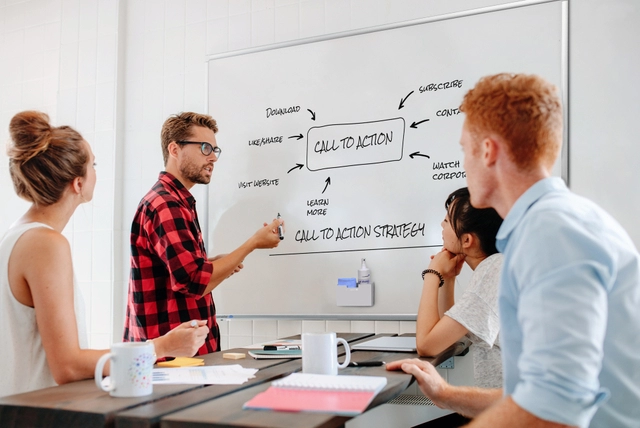 Een Whiteboard accessoirehouder Legamaster wit koop je bij VHK Kantoorartikelen