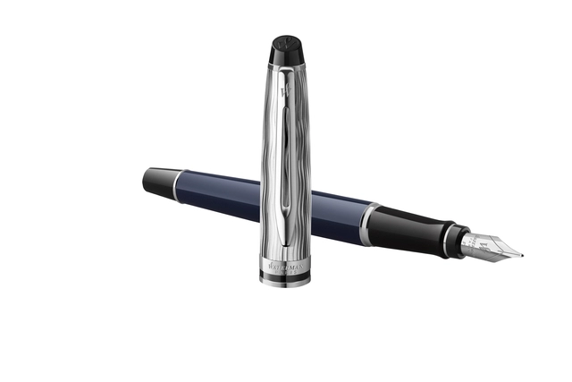 Een Vulpen Waterman Expert L'essence du blue deLuxe CT medium koop je bij Hoekmankantoorartikelen.nl