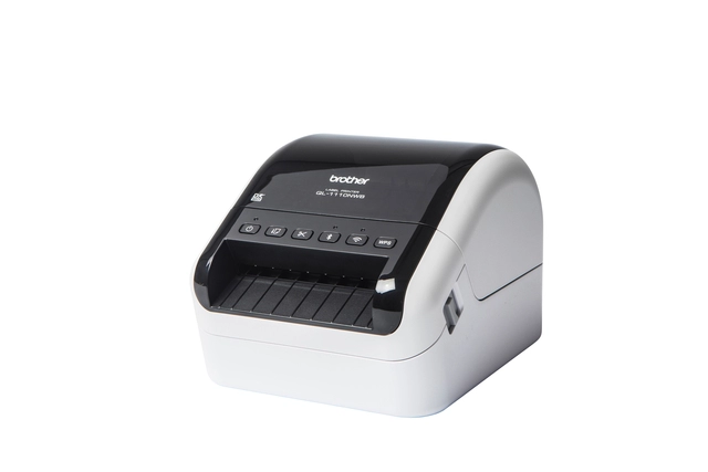 Een Labelprinter Brother DK QL-1110NWB desktop 103,6mm wit koop je bij Hoekmankantoorartikelen.nl