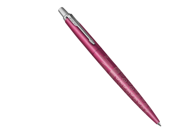 Een Balpen Parker Jotter special edition Tokyo pink CT medium koop je bij VHK Kantoorartikelen