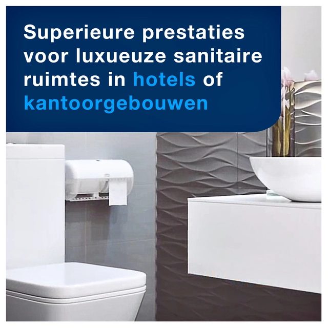 Een Toiletpapier Tork T4 premium extra zacht 4-laags 150 vel wit 110406 koop je bij VHK Kantoorartikelen