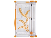 Een Rolsnijmachine Fiskars draagbaar 30cm A4 koop je bij VHK Kantoorartikelen