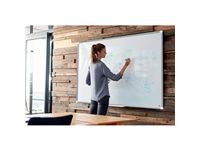 Een Whiteboard Nobo Premium Plus Widescreen 50x89cm emaille koop je bij VHK Kantoorartikelen