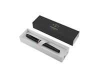 Een Rollerpen Parker IM black purple vibrant ring fijn koop je bij VHK Kantoorartikelen