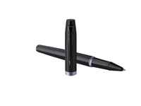 Een Rollerpen Parker IM black purple vibrant ring fijn koop je bij VHK Kantoorartikelen