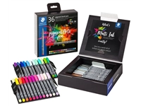 Een Brushpen Staedtler PigmentArts set à 36 kleuren koop je bij Hoekmankantoorartikelen.nl