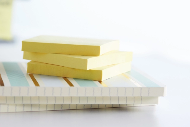 Een Memoblok Post-it Z-Note R330-1B recycled 76x76mm canary yellow 6 stuks koop je bij Hoekmankantoorartikelen.nl