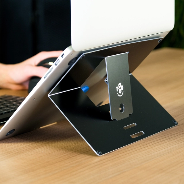 Een Laptopstandaard R-Go Riser Attachable koop je bij VHK Kantoorartikelen