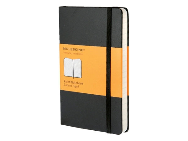 Een Notitieboek Moleskine pocket 90x140mm lijn hard cover zwart koop je bij Hoekmankantoorartikelen.nl