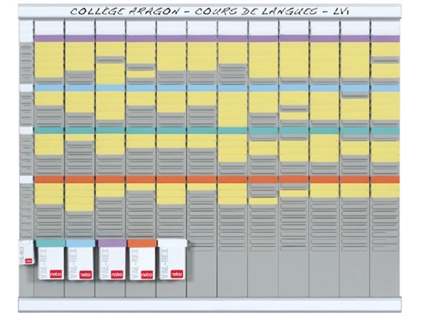 Een Planbord Nobo jaar 12 panelen met 32 sleuven tbv formaat 2 T-kaarten koop je bij Hoekmankantoorartikelen.nl