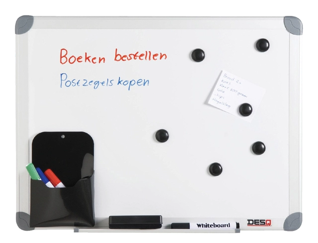 Een Whiteboard Desq 45x60cm in kunststof draagtas koop je bij VHK Kantoorartikelen