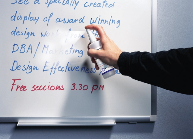 Een Whiteboardreinigingsspray Legamaster TZ7 fles 125ml koop je bij Hoekmankantoorartikelen.nl