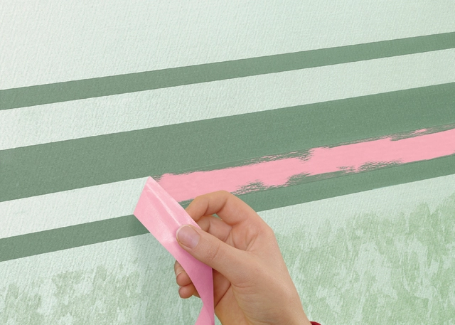 Een Afplaktape tesa® Professional sensitive 25mx38mm roze koop je bij VHK Kantoorartikelen