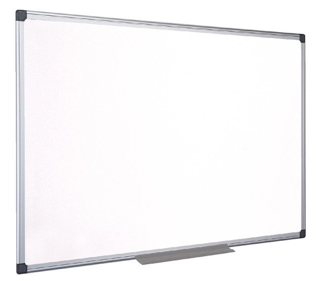 Een Whiteboard Quantore 30x45cm magnetisch gelakt staal koop je bij Hoekmankantoorartikelen.nl