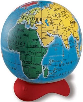 Een Maped potloodslijper Globe op blister koop je bij Muys Kantoor & Kado