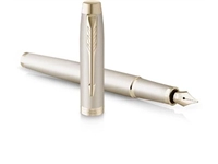 Een Parker IM Monochrome vulpen Champagne, medium, giftbox koop je bij best4office