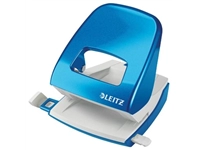 Een Leitz WOW perforator, 30 blad, blauw, op blister koop je bij best4office