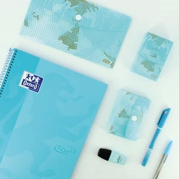 Een Oxford School Touch Europeanbook spiraalblok, ft A4+, 160 bladzijden, geruit 5 mm, pastel blauw koop je bij best4office