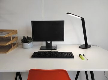 Een Unilux bureaulamp Twistled, LED, zwart koop je bij best4office