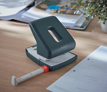 Een Leitz Cosy perforator, grijs koop je bij best4office